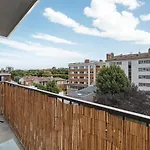 Le Vitry - Terrasse Apartman *